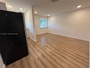 2308 Jackson St in Hollywood, FL - Building Photo - Building Photo
