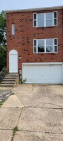 9479 Woodbridge Rd in Philadelphia, PA - Building Photo