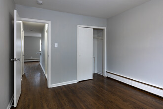 Barry Court Apartments in Ambler, PA - Foto de edificio - Interior Photo