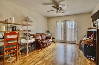 210 New York Ave in Jersey City, NJ - Building Photo - Building Photo