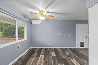 410 Lois Ln Ct in Aberdeen, WA - Building Photo - Building Photo