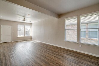 1251 Trailside Dr in Burleson, TX - Building Photo - Building Photo