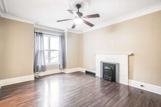 24 Holton Av S in Hamilton, ON - Building Photo - Building Photo