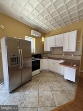 2420 Duncan St in Philadelphia, PA - Building Photo - Building Photo