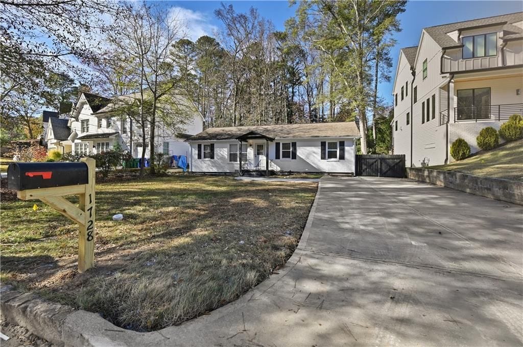 1728 Wayland Cir NE in Atlanta, GA - Foto de edificio