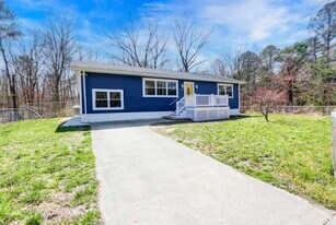 6007 W Jersey Ave in Egg Harbor Township, NJ - Building Photo