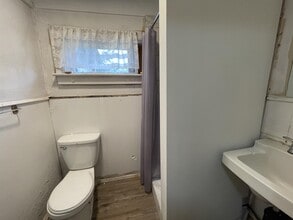 149 Burgar St in Welland, ON - Building Photo - Building Photo
