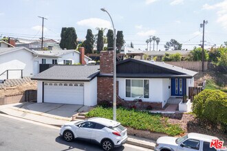 1020 Larker Ave in Los Angeles, CA - Building Photo - Building Photo