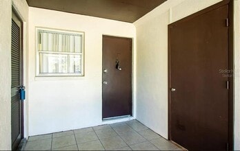 3225 Ramblewood Dr N in Sarasota, FL - Building Photo - Building Photo