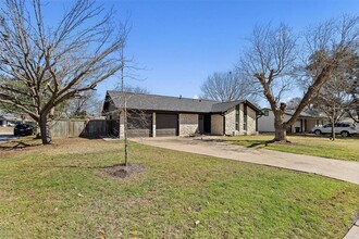 3006 Boxdale Dr in Austin, TX - Building Photo - Building Photo