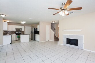 8234 Worthington Dr in Houston, TX - Building Photo - Building Photo