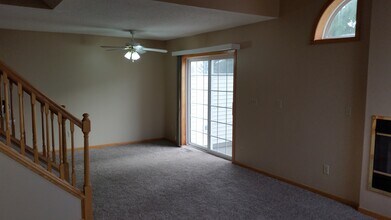 4305 Merrimac Ln N in Plymouth, MN - Foto de edificio - Building Photo