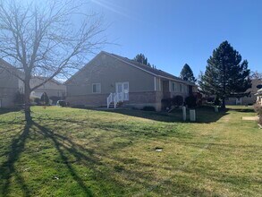 325 E 100 S in Kaysville, UT - Building Photo - Building Photo