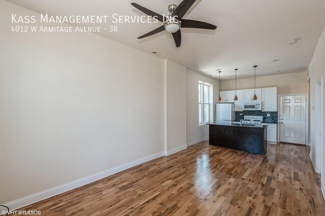 4012 W Armitage Ave in Chicago, IL - Building Photo - Building Photo