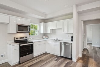 3125 Industrial Ct in New Orleans, LA - Foto de edificio - Building Photo