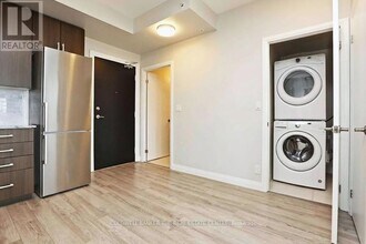 22 E Haven Dr in Toronto, ON - Building Photo - Building Photo