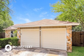 7002 Settlers Ridge in San Antonio, TX - Building Photo - Building Photo