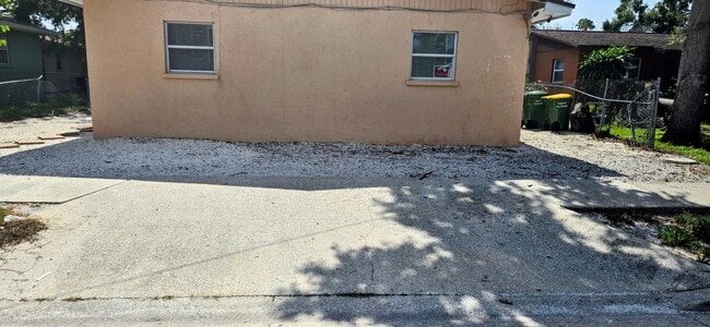 2919 Gillespie Ave, Unit 2919 in Sarasota, FL - Building Photo - Building Photo