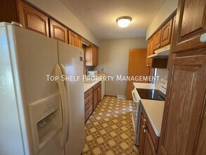 2556 Grandview Ave in Des Moines, IA - Building Photo - Building Photo