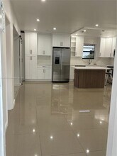 631 NE 171 St in North Miami Beach, FL - Building Photo - Building Photo