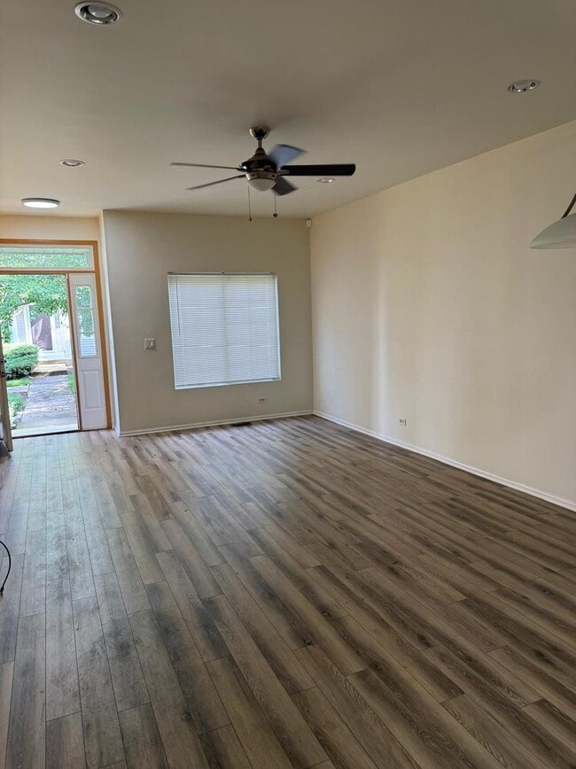 830 County Line Rd in Aurora, IL - Building Photo - Building Photo