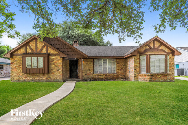 property at 4908 Meadowlark St