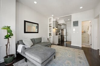 40 St Botolph St in Boston, MA - Building Photo - Building Photo
