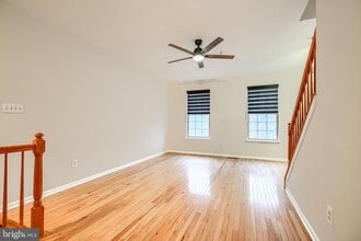 8 Katurah Ln in Owings Mills, MD - Building Photo - Building Photo