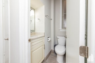 1446 W Lexington St, Unit G in Chicago, IL - Foto de edificio - Building Photo