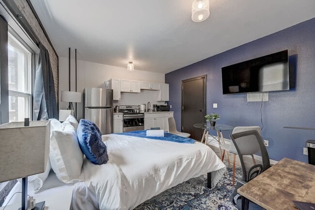 1925 N Prospect Ave in Milwaukee, WI - Building Photo - Building Photo