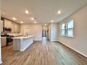 230 Small Seed in Buda, TX - Building Photo - Building Photo