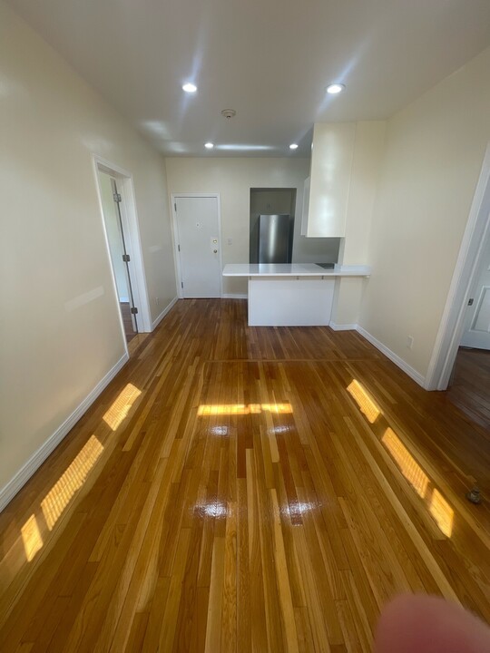 43 Beacon St, Unit 11 in Boston, MA - Building Photo