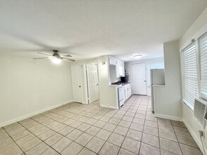 2714 Carrolton St in Houston, TX - Foto de edificio - Building Photo