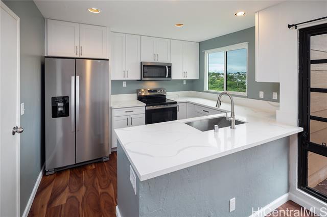 92-1333-1333 Panana St in Kapolei, HI - Building Photo