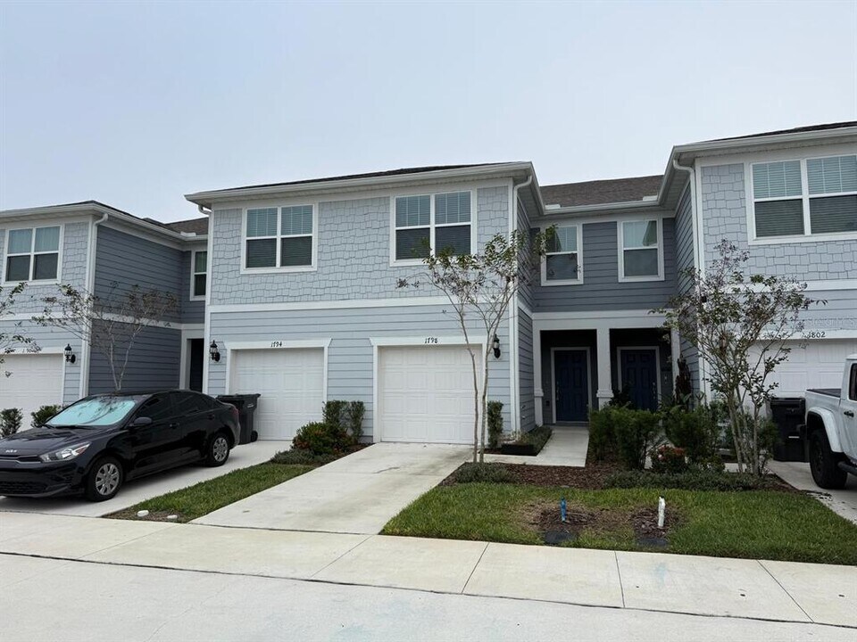 1798 Delightful Dr in Davenport, FL - Building Photo