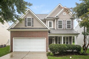 8152 Rolling Glenn Dr in Raleigh, NC - Building Photo