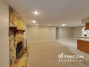 18916 Long Lake Dr in Hudson, FL - Building Photo - Building Photo