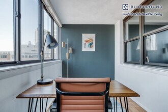 8 Whittier Pl in Boston, MA - Building Photo - Building Photo
