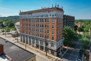Shields Building in Pittsburgh, PA - Building Photo