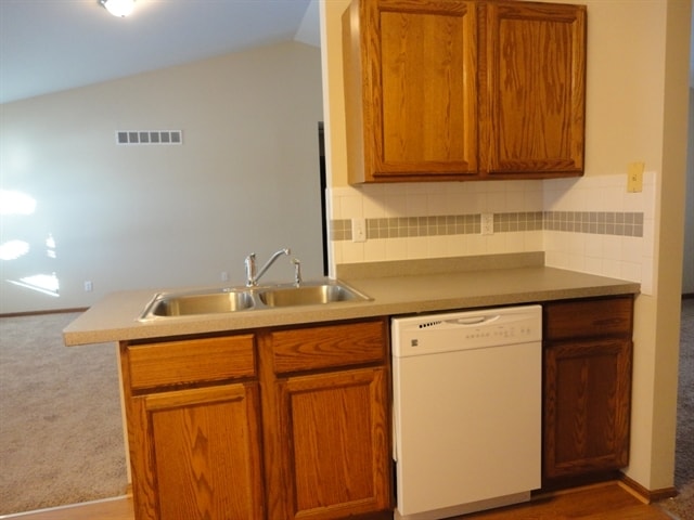 106 James Cir SE in Poplar Grove, IL - Foto de edificio - Building Photo