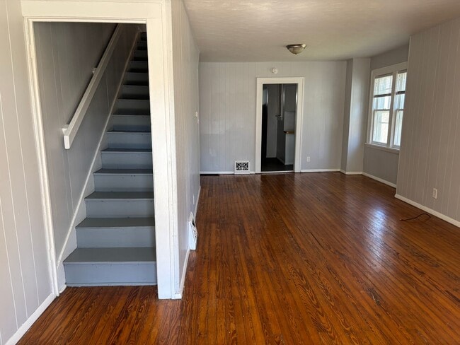 1325 W Mt Vernon St in Springfield, MO - Building Photo - Building Photo