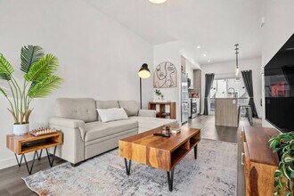 2231-2281 81 St S W, Unit SI ID1511975P in Calgary, AB - Building Photo - Building Photo