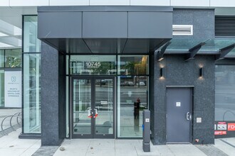 The Grand in Surrey, BC - Building Photo - Building Photo