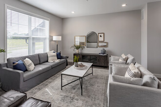 Olive Lane Townhomes in Maple Grove, MN - Foto de edificio - Interior Photo