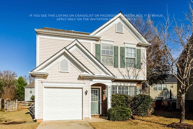 2011 Chinabrook Ct in Charlotte, NC - Building Photo - Building Photo