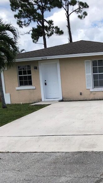 4119 Ponza Pl