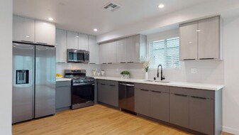 1309 N Harvard Blvd in Los Angeles, CA - Building Photo