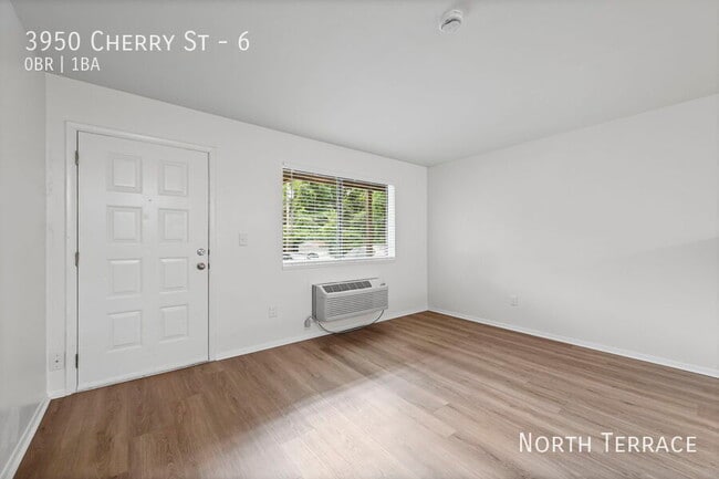 3950 N Cherry St in Kansas City, MO - Foto de edificio - Building Photo