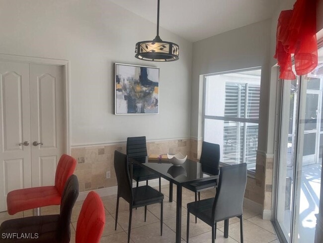 property at 1499 Vintage Ln