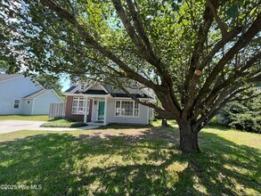 2106 White Rd in Wilmington, NC - Building Photo - Building Photo